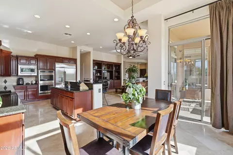 Dining - 3845 E Tracker Trl, Phoenix, AZ 85050 photo 3 of 3