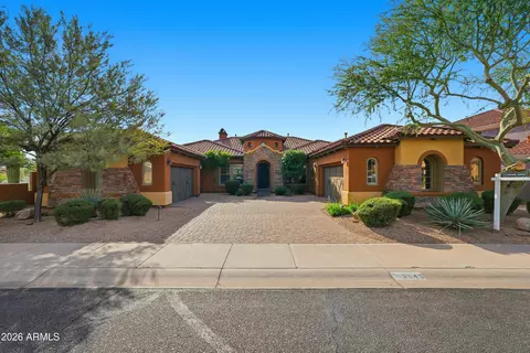 Exterior - 3845 E Tracker Trl, Phoenix, AZ 85050 photo 2 of 12