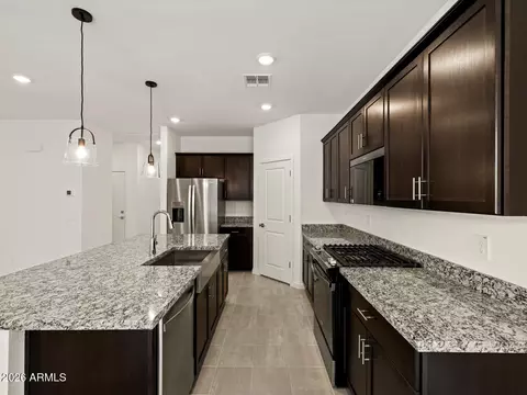 2326 E Fortana Dr, San Tan Valley, AZ 85143