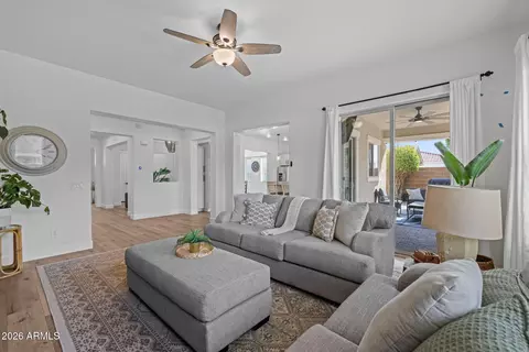 10614 E Lincoln Ave, Mesa, AZ 85212