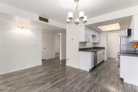 11048 N 28th Dr #145, Phoenix, AZ 85029