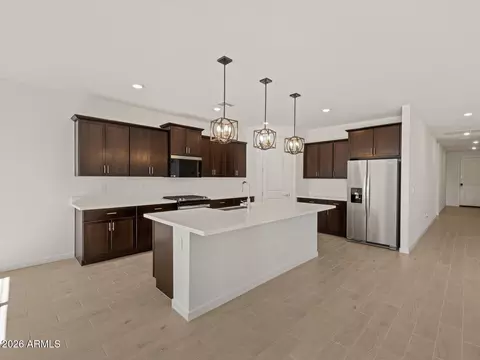 32883 N Vineyard Ave, San Tan Valley, AZ 85143
