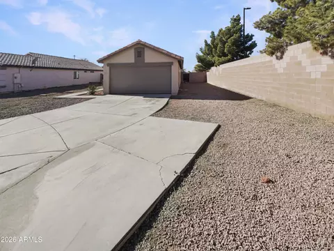 3822 N 106th Dr, Avondale, AZ 85392