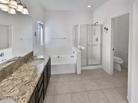 Bath - 2853 E Cathy Dr, Gilbert, AZ 85296 photo 3 of 3