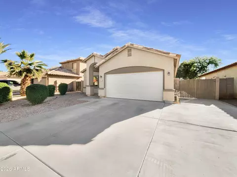 Exterior - 2853 E Cathy Dr, Gilbert, AZ 85296 photo 4 of 4