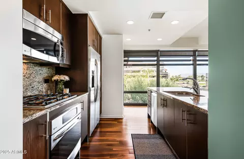 7131 E Rancho Vista Dr #4005, Scottsdale, AZ 85251