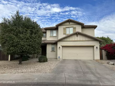 2204 W Alicia Dr, Phoenix, AZ 85041