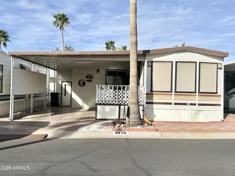 1015 S Propsector Dr, Apache Junction, AZ 85119