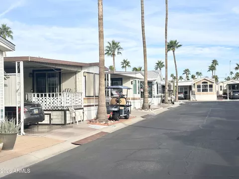 1015 S Propsector Dr, Apache Junction, AZ 85119 photo 4