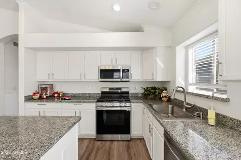 Kitchen - 7823 E Osage Ave, Mesa, AZ 85212 photo 3 of 4