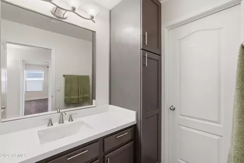 Bath - 7823 E Osage Ave, Mesa, AZ 85212 photo 3 of 4