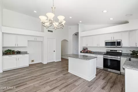 Kitchen - 7823 E Osage Ave, Mesa, AZ 85212 photo 4 of 4