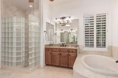 Bath - 1834 E Scorpio Pl, Chandler, AZ 85249 photo 3 of 5
