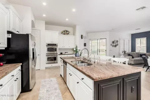Kitchen - 1834 E Scorpio Pl, Chandler, AZ 85249 photo 2 of 6