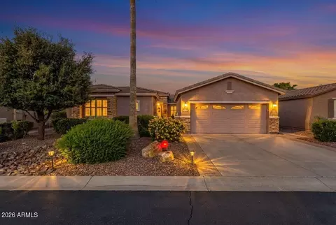 42670 W Kingfisher Dr, Maricopa, AZ 85138