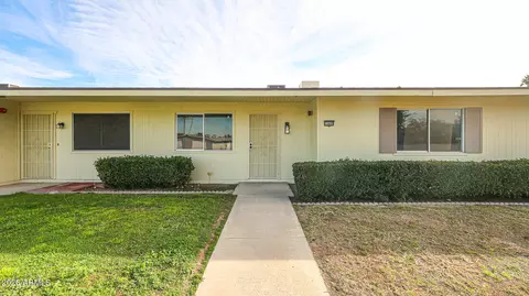 13669 N Newcastle Dr, Sun City, AZ 85351