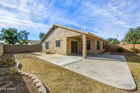 Exterior - 4021 S Dew Drop Ct, Gilbert, AZ 85297 photo 1 of 4