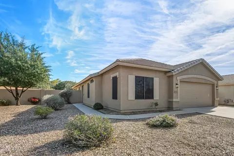 4021 S Dew Drop Ct, Gilbert, AZ 85297