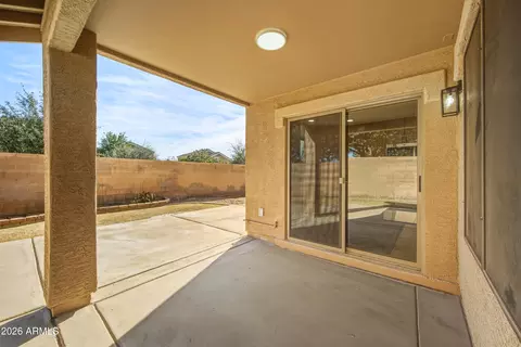 Exterior - 4021 S Dew Drop Ct, Gilbert, AZ 85297 photo 2 of 4
