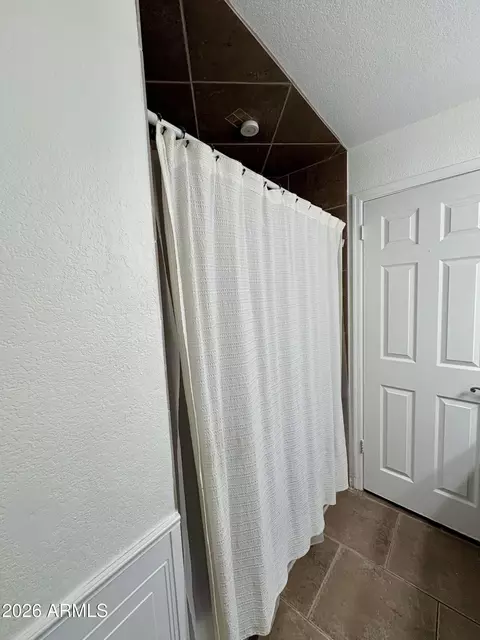 Bath - 5829 Enrose St, Mesa, AZ 85205 photo 2 of 5