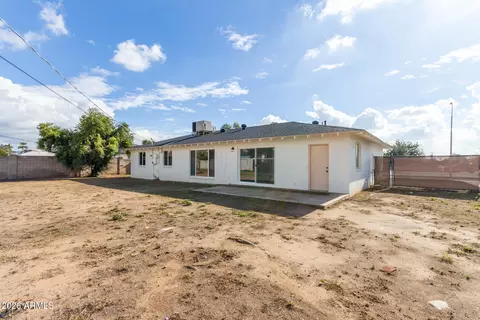 Exterior - 1602 W Dunlap Ave, Phoenix, AZ 85021 photo 3 of 5