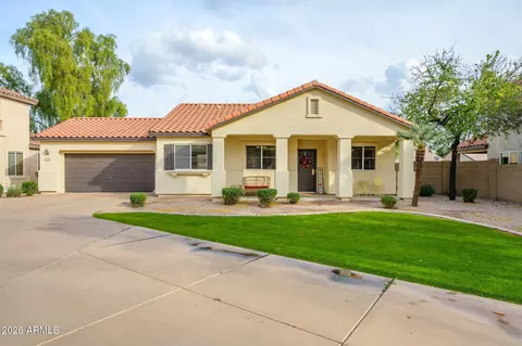 676 E Mariposa Pl, Chandler, AZ 85225