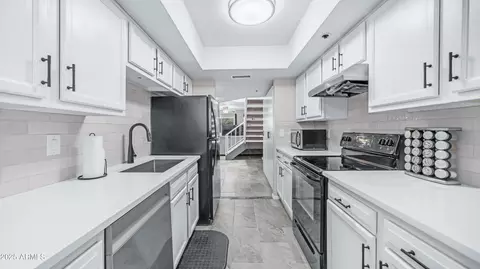 2615 N Hayden Rd #114, Scottsdale, AZ 85257