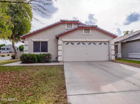 Exterior - 1333 W Page Ave, Gilbert, AZ 85233 photo 2 of 10