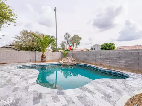 Exterior - 1333 W Page Ave, Gilbert, AZ 85233 photo 5 of 10