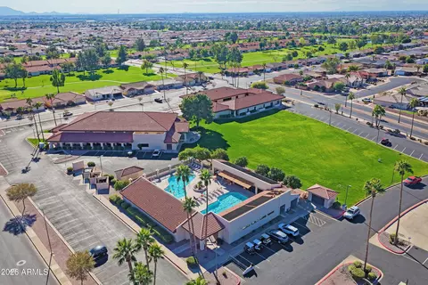 View/Area - 8256 E Kiva Ave #405, Mesa, AZ 85209 photo 6 of 9