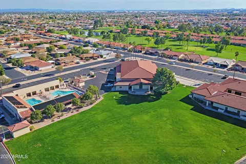 View/Area - 8256 E Kiva Ave #405, Mesa, AZ 85209 photo 7 of 9