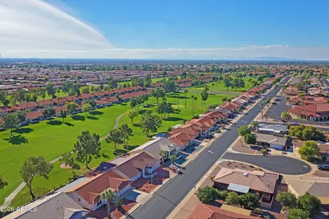 View/Area - 8256 E Kiva Ave #405, Mesa, AZ 85209 photo 3 of 9