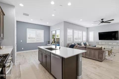 Kitchen - 4344 E Silo Dr, Gilbert, AZ 85296 photo 6 of 6