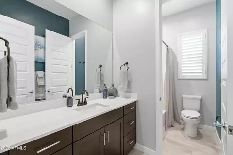 Bath - 4344 E Silo Dr, Gilbert, AZ 85296 photo 2 of 3