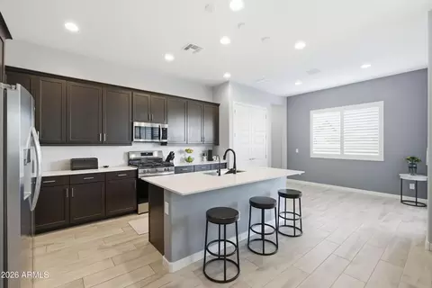 Kitchen - 4344 E Silo Dr, Gilbert, AZ 85296 photo 1 of 6