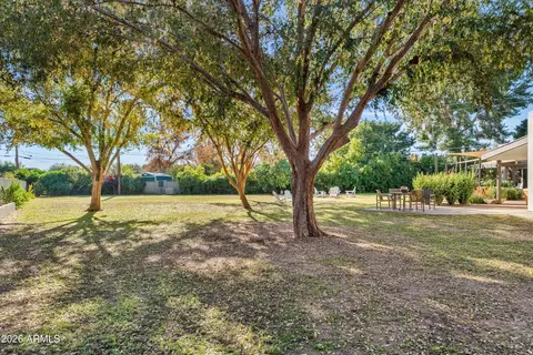 Exterior - 2933 E Pierson St, Phoenix, AZ 85016 photo 3 of 4