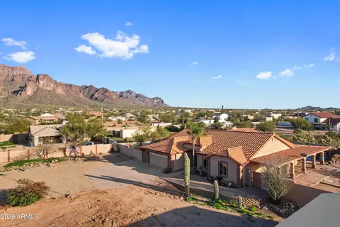 View/Area - 5029 E Roundup St, Apache Junction, AZ 85119 photo 3 of 8