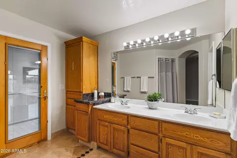 Bath - 5029 E Roundup St, Apache Junction, AZ 85119 photo 2 of 3