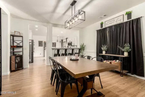 951 W Fruit Tree Ln, San Tan Valley, AZ 85143