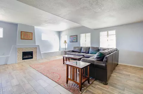 Living - 877 E Sycamore St, Globe, AZ 85501 photo 3 of 5