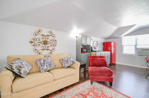 Living - 877 E Sycamore St, Globe, AZ 85501 photo 5 of 5