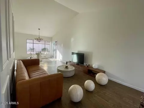 Living - 925 E Wagoner Rd, Phoenix, AZ 85022 photo 1 of 2