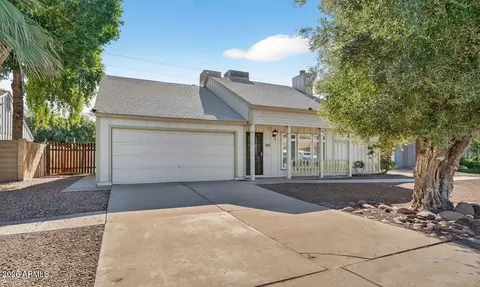 Exterior - 4827 E La Puente Ave, Phoenix, AZ 85044 photo 3 of 8