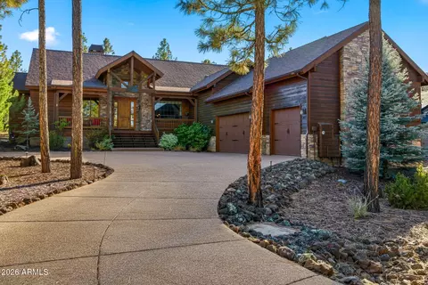 3861 W Hawthorn Rd, Show Low, AZ 85901