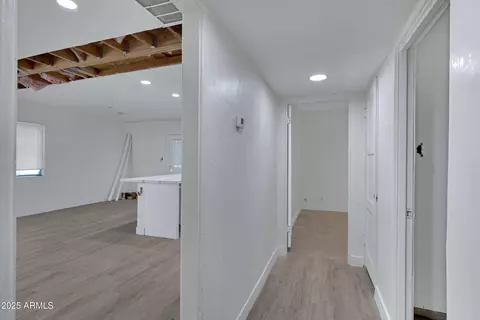 Entry Way - 4619 N 13th Pl, Phoenix, AZ 85014 photo 1 of 3