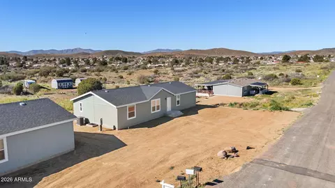 20901 E Park View Ln, Cordes Lakes, AZ 86333