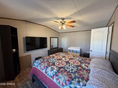 694 S Desert View Dr, Apache Junction, AZ 85120 photo 9