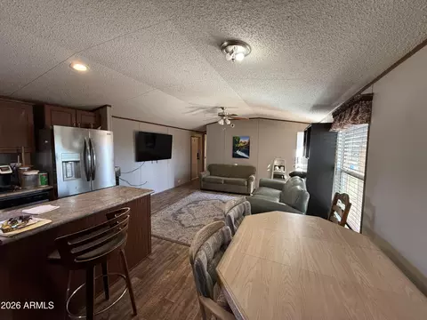 694 S Desert View Dr, Apache Junction, AZ 85120 photo 5