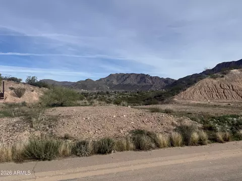 363 W 367 W Helen Snyder Pl #7 & 8, Superior, AZ 85173