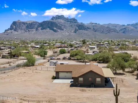2235 E Cody St, Apache Junction, AZ 85119
